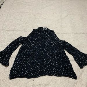 American eagle cold shoulder top